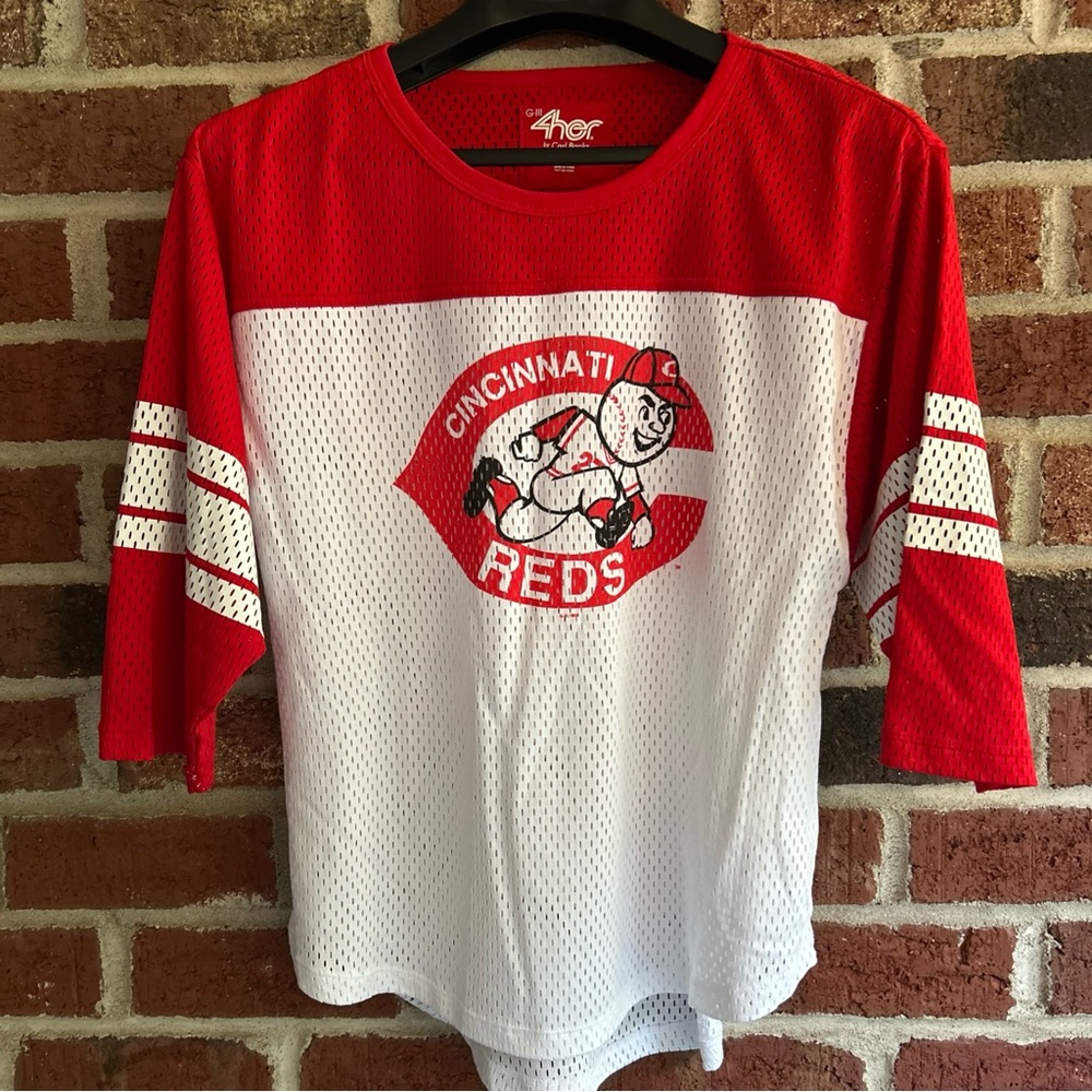 Cincinnati Reds Women’s Baseball Jersey Size Small New Without Tags.